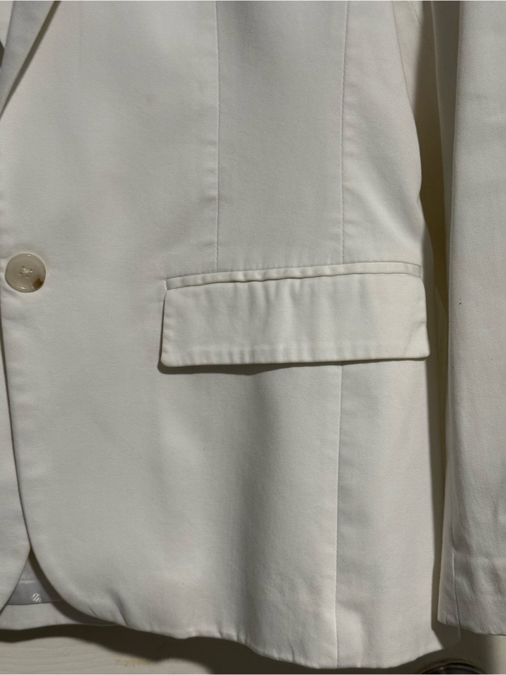Banana Republic women’s White Single-Button Notch Lapel Blazer - Picture 3 of 6